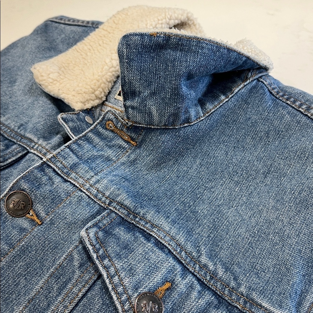 Blue Denim Jacket with Cream Sherpa Collar - Picture 11 of 11